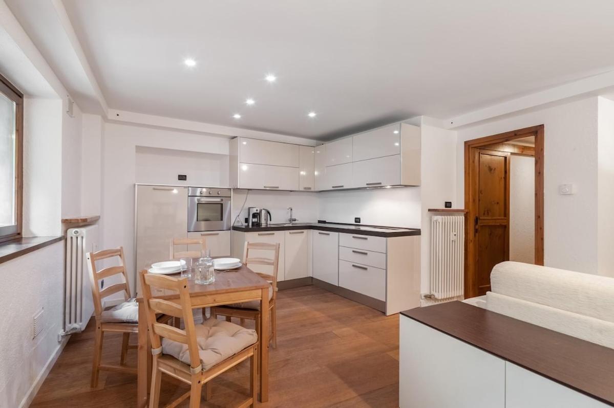 10 Min. Da Courmayeur Elegante Apartment Pre-Saint-Didier